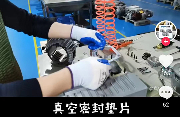 在這里，1分鐘內(nèi)，為你展示一臺(tái)真空泵完整的組裝過程